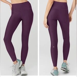 Alo High-Waist Airlift Leggings 7/8 | Dark Plum | Size L